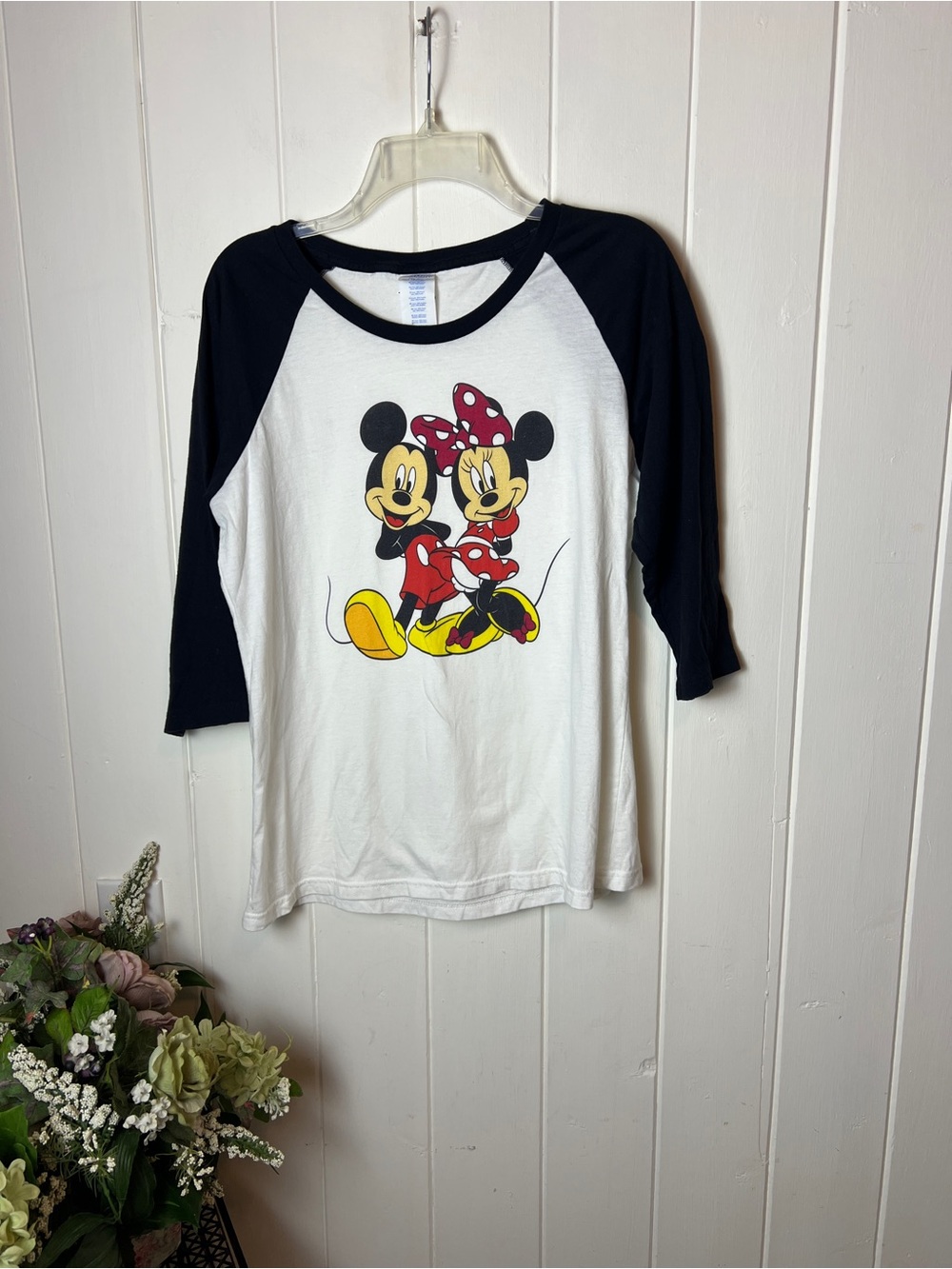 DISNEY Mickey and Minnie baseball style T-Shirt